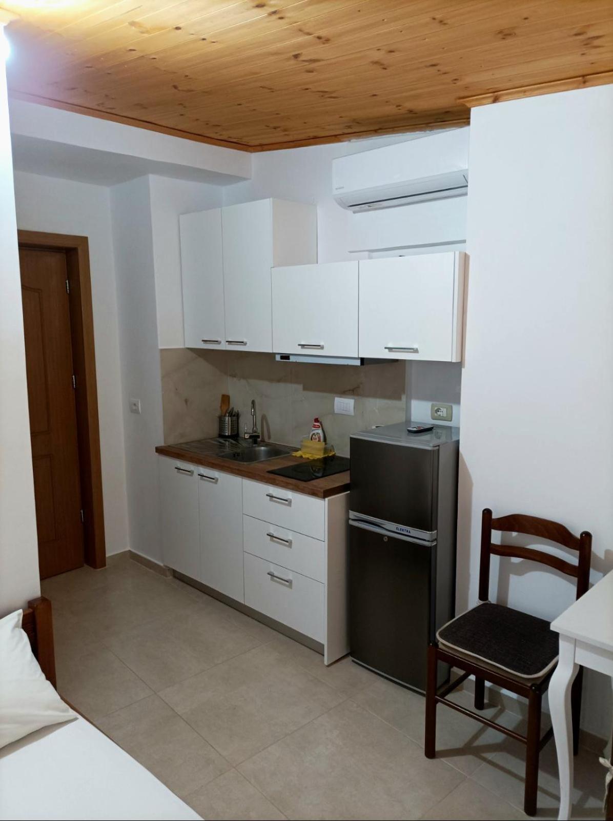 Villa Mihal Apartments คซามิล ภายนอก รูปภาพ